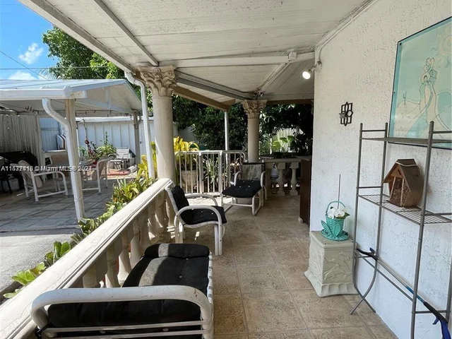 15 NW 197th St, Miami Gardens FL 33169