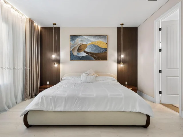 4642 W Pinehurst Trl W, Oakland Park FL 33309