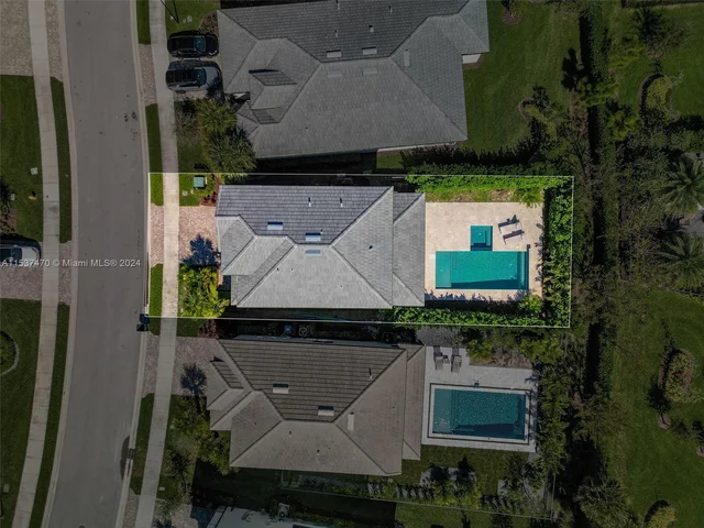 4642 W Pinehurst Trl W, Oakland Park FL 33309