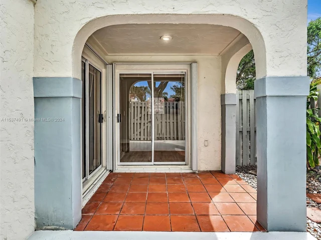 1436 Springside Dr # 1436, Weston FL 33326