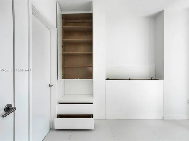 501 NE 31st St # 204, Miami FL 33137