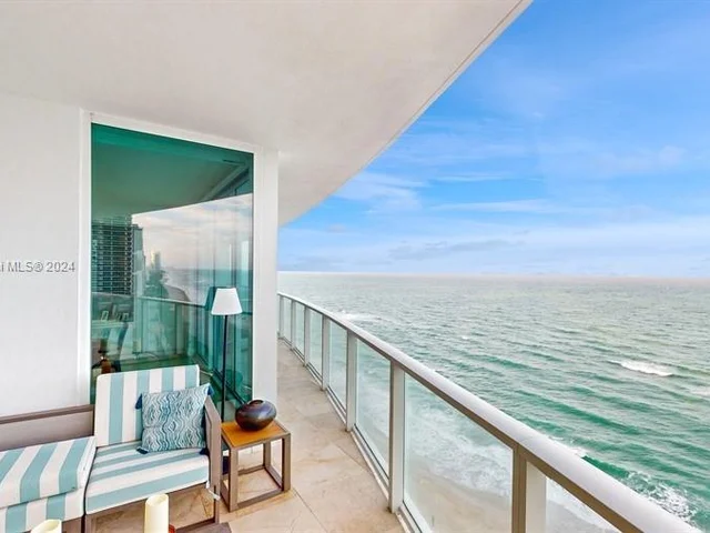 3951 S Ocean Dr # 1601, Hollywood FL 33019