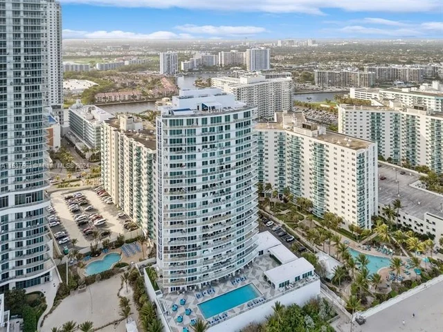 3951 S Ocean Dr # 1601, Hollywood FL 33019
