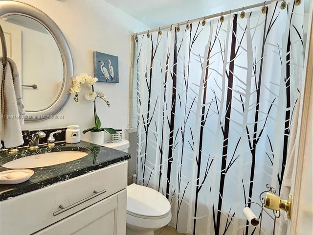 1810 NW 119th St # 204, Miami FL 33167