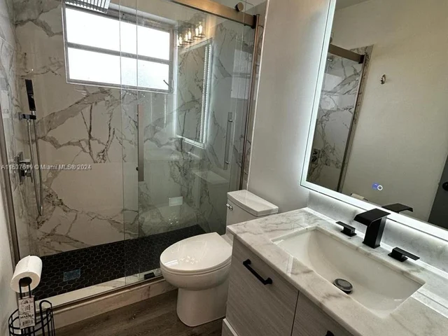 2219 Polk St # 6B, Hollywood FL 33020