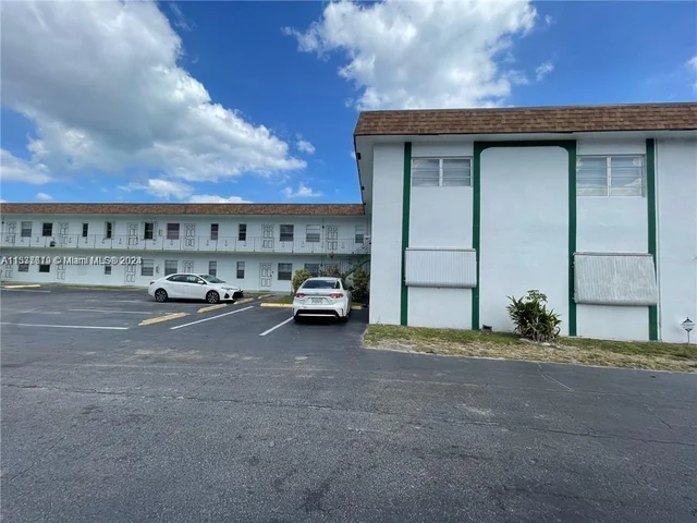 2219 Polk St # 6B, Hollywood FL 33020