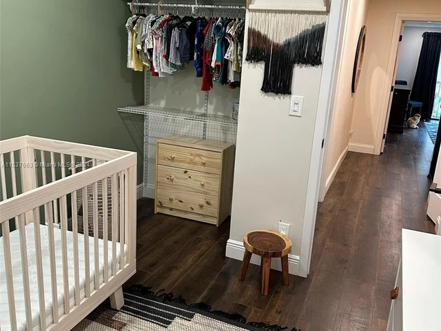 1140 NW 99th Ave # 70, Pembroke Pines FL 33024