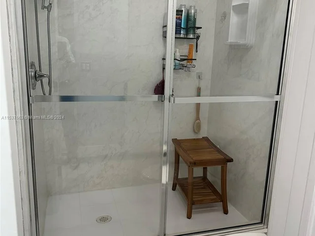 1140 NW 99th Ave # 70, Pembroke Pines FL 33024