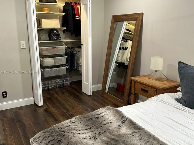 1140 NW 99th Ave # 70, Pembroke Pines FL 33024