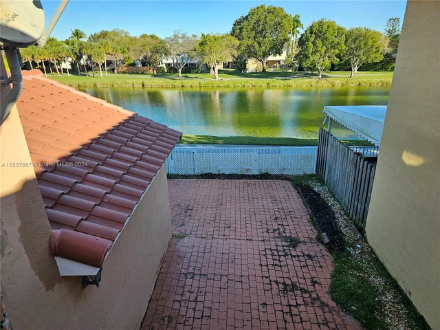 14864 SW 104th St # 14, Miami FL 33196