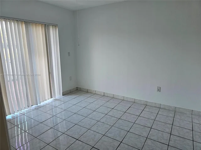 14864 SW 104th St # 14, Miami FL 33196