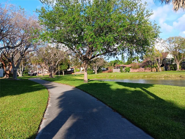 14864 SW 104th St # 14, Miami FL 33196