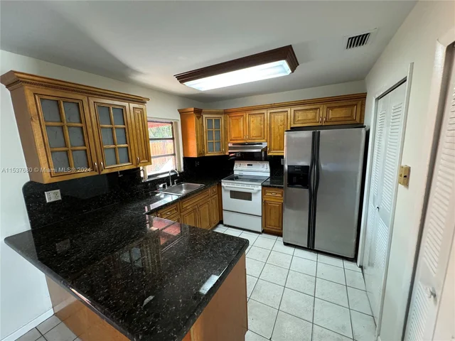 10622 SW 21st Ln # 0, Miami FL 33165