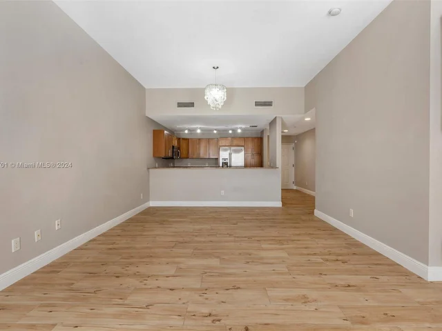 8395 SW 73rd Ave # 105, Miami FL 33143