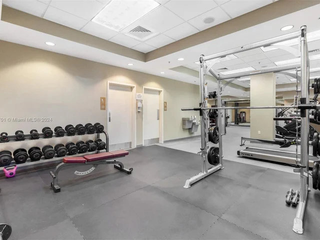 8395 SW 73rd Ave # 105, Miami FL 33143