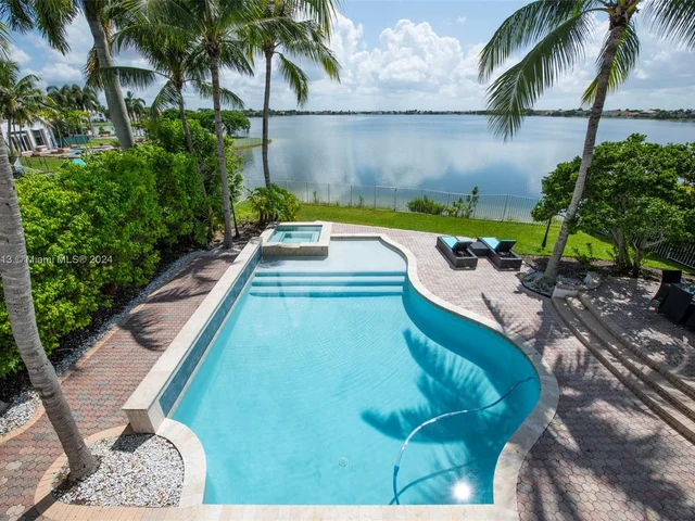 5171 SW 170th Ave, Miramar FL 33027