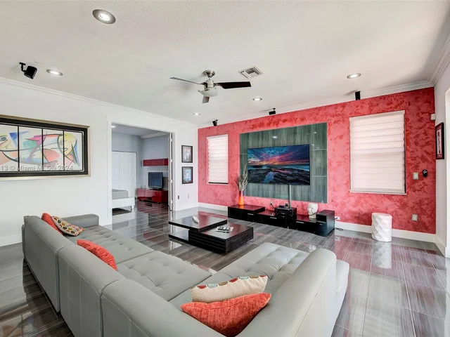 5171 SW 170th Ave, Miramar FL 33027