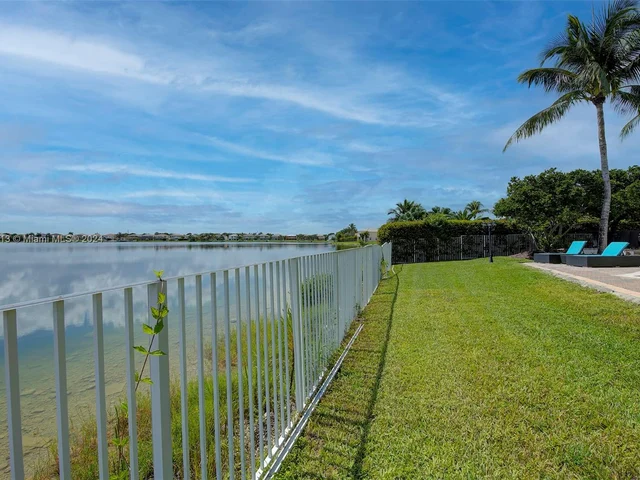 5171 SW 170th Ave, Miramar FL 33027