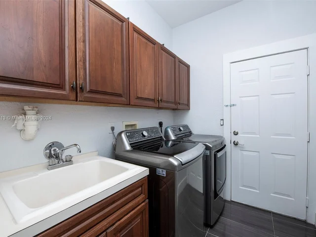 5171 SW 170th Ave, Miramar FL 33027