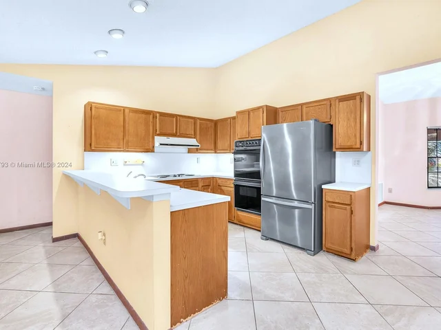 8750 SW 57th Pl, Cooper City FL 33328