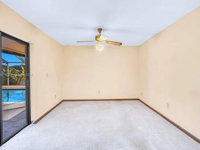 8750 SW 57th Pl, Cooper City FL 33328