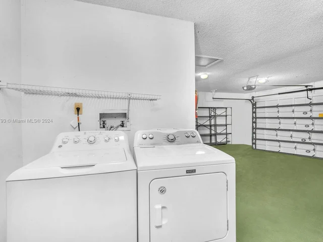 8750 SW 57th Pl, Cooper City FL 33328