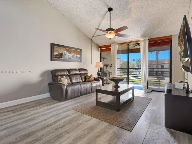 11294 Taft St # 11294, Pembroke Pines FL 33026