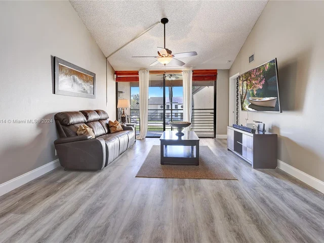 11294 Taft St # 11294, Pembroke Pines FL 33026