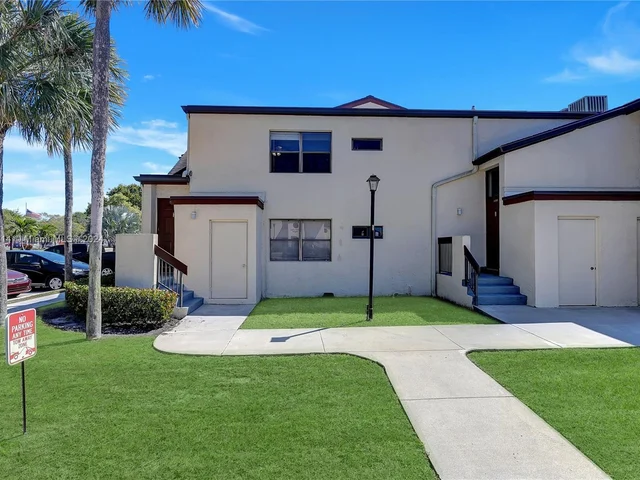 11294 Taft St # 11294, Pembroke Pines FL 33026