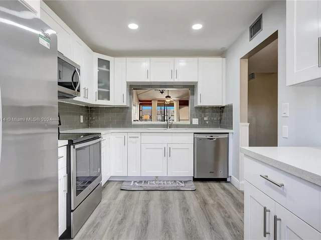 11294 Taft St # 11294, Pembroke Pines FL 33026