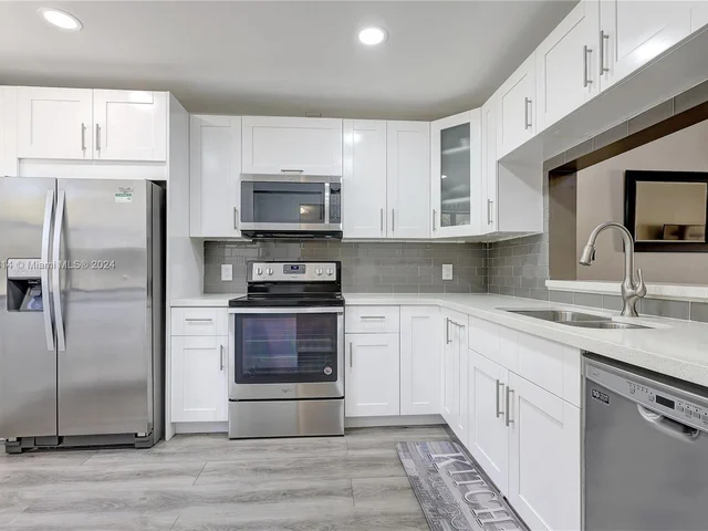 11294 Taft St # 11294, Pembroke Pines FL 33026