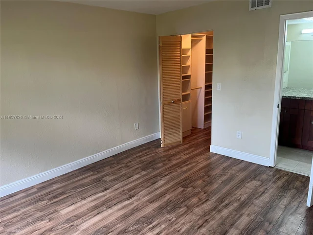 861 NE 209th Ter # 104, Miami FL 33179