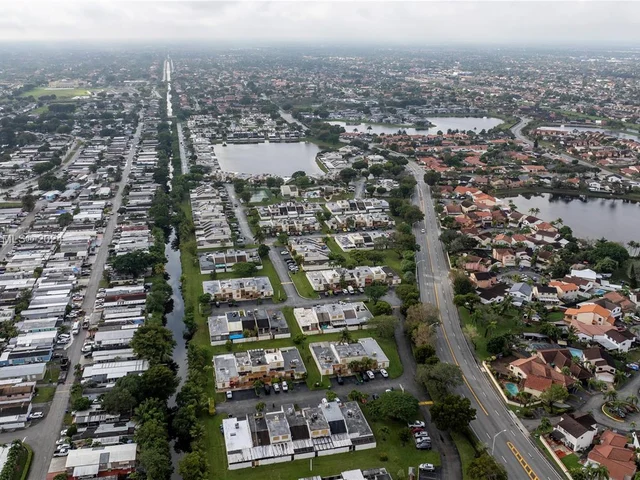 13184 SW 9th Ln, Miami FL 33184