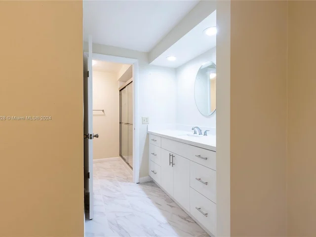 13184 SW 9th Ln, Miami FL 33184