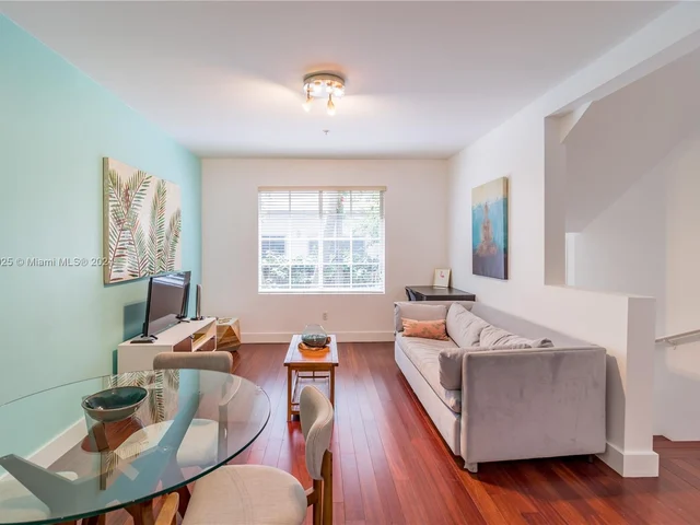 1025 Michigan Ave # 1A, Miami Beach FL 33139