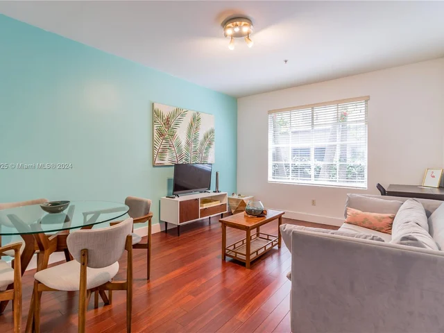 1025 Michigan Ave # 1A, Miami Beach FL 33139