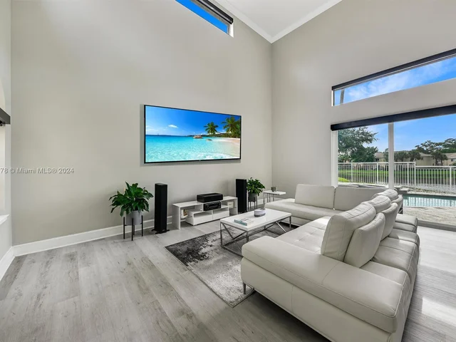 5756 NW 49th Way, Coconut Creek FL 33073