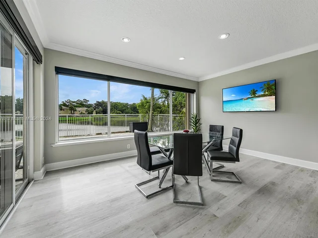 5756 NW 49th Way, Coconut Creek FL 33073