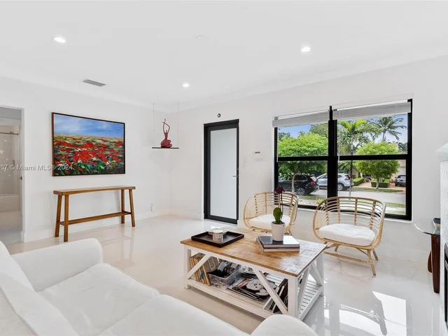 2485 SW 19th Ter, Miami FL 33145