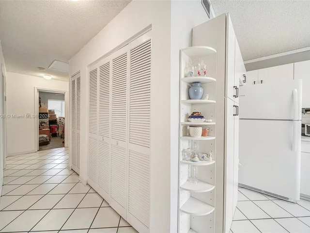 11319 SW 74th Ter, Miami FL 33173