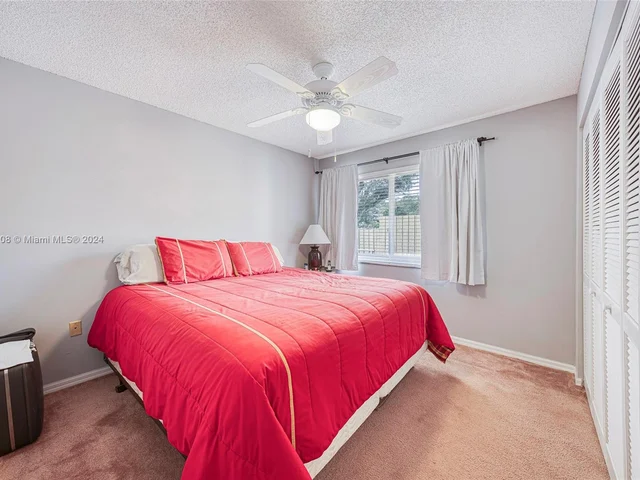 11319 SW 74th Ter, Miami FL 33173