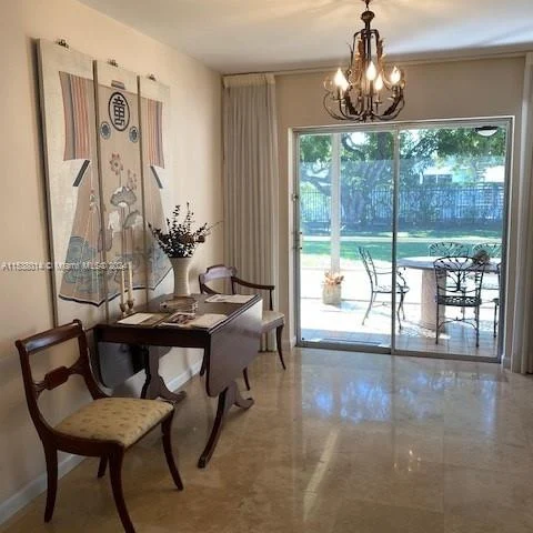 4332 Harrison St, Hollywood FL 33021