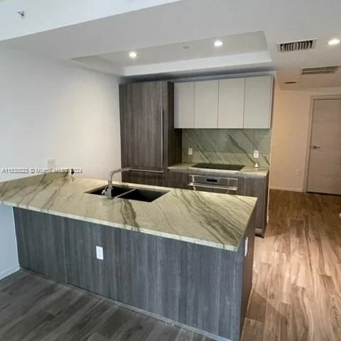 801 S Miami Ave # 4706, Miami FL 33130