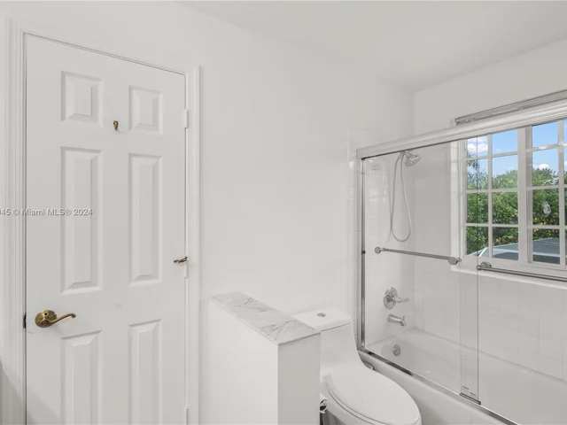 3706 Vista Way, Weston FL 33331