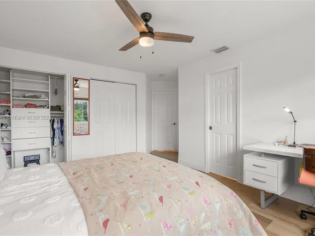 3706 Vista Way, Weston FL 33331