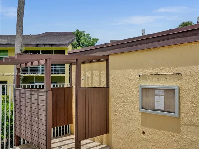 8740 Azalea Ct # 204, Tamarac FL 33321