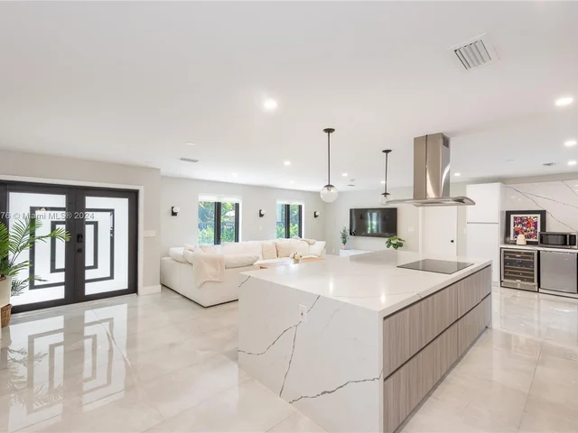 11600 SW 72nd Ave, Pinecrest FL 33156