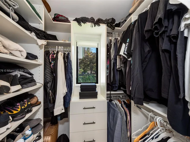 11600 SW 72nd Ave, Pinecrest FL 33156