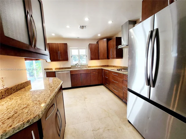 5364 NW 1st Ave, Oakland Park FL 33309