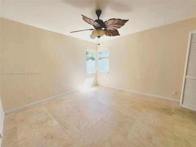 5364 NW 1st Ave, Oakland Park FL 33309